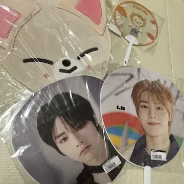 Stray Kids I.N 아이엔 부채 세트