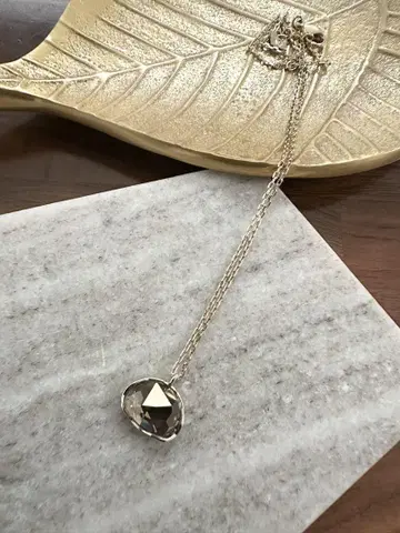 SWAROVSKI 스와로브스키 마론 1개 목걸이 오벌 드롭