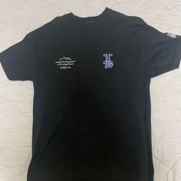 로스앤젤레스 자수 블랙 티셔츠