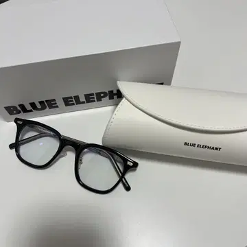 BLUE ELEPHANT 패션 안경