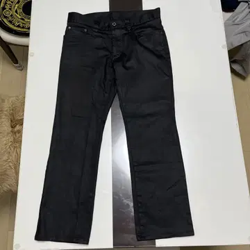 슬림 핏 블랙 팬츠