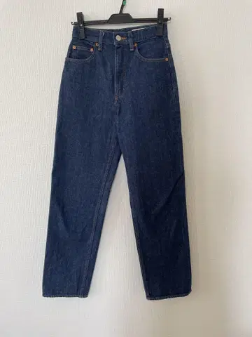 MOUSSY PLAIN JEANS 스트레이트