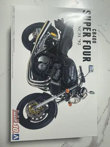 혼다 CB400 SUPER FOUR NC31 '92 프라모델