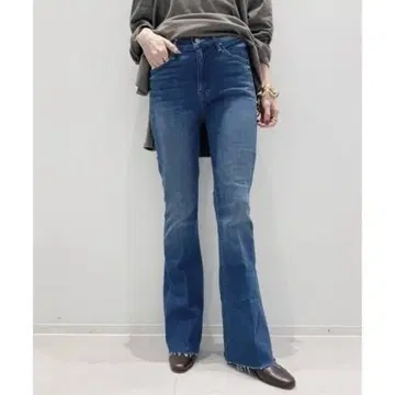 MOTHER WEEKENDER FRAY 플레어 데님 두지엠 클라세