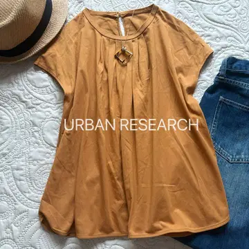 URBAN RESEARCH 어반 리서치 브라운 플리츠 반팔 상의