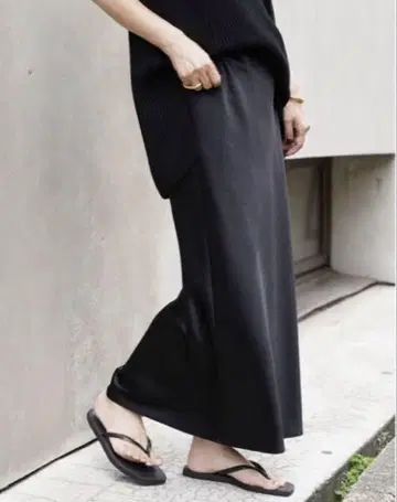 DeuxiemeClasse Minimal Satin 스커트