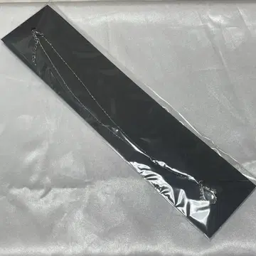 우타프리 탭나이 카뮤 목걸이