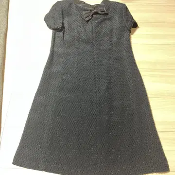 블랙 도트 무늬 리본 포함 원피스