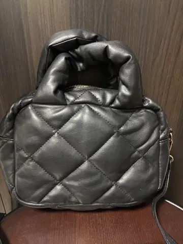 Rita Ora x Primark 블랙 숄더백