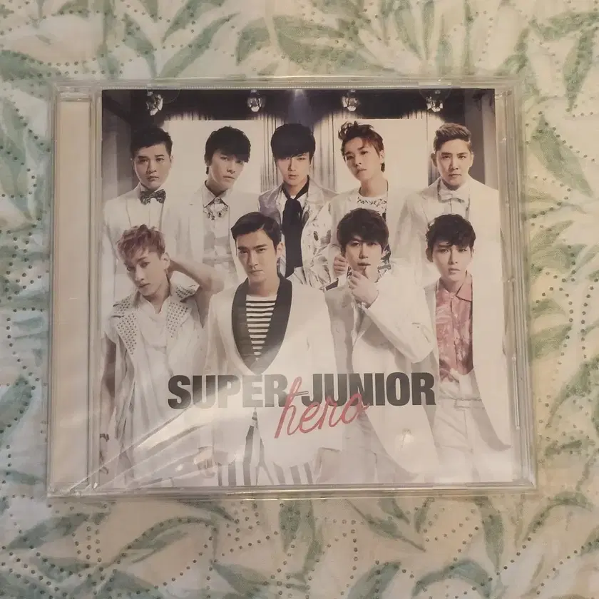 SUPER JUNIOR  サイン入りアルバム+開催記念版CDセット imgrc0108016507.jpg