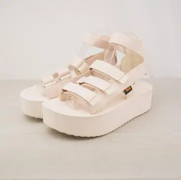 새상품급 Teva 샌들 FLATFORM MEVIA 24cm 화이트