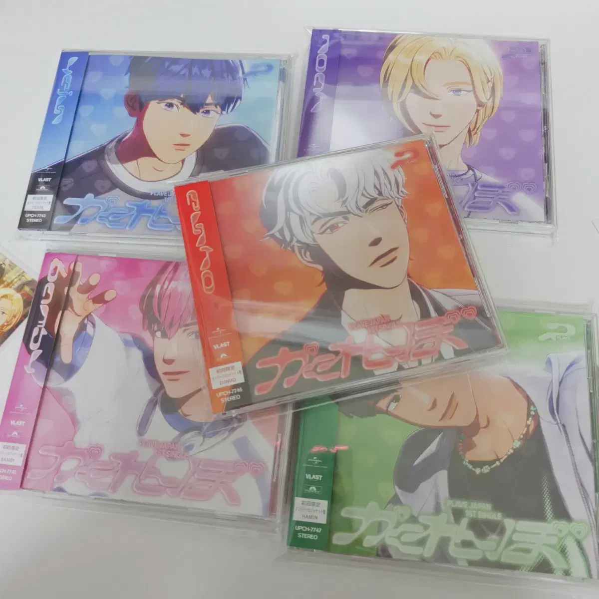 PLAVE | 플레이브 PLAVE Weverse acrylic pre-order benefit on