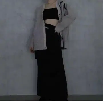 멜트 더 레이디 melt the lady 로고 플레이트 롱 스커트