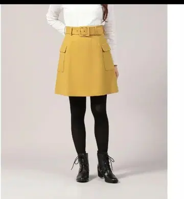 에네스베 VOYAGE 벨트 디자인 머스타드 스커트