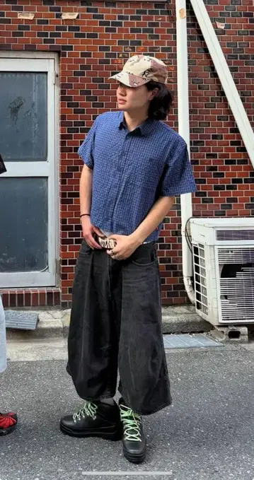 이키 군 착용 초코 칩 디저트 카모플라쥬 캡