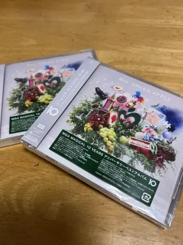 Mrs. GREEN APPLE의 CD