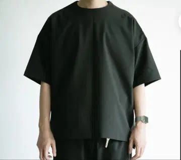 MNMM 미니멀리스트 셔츠 SS / 블랙