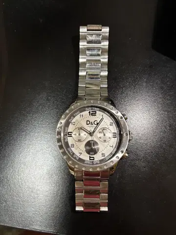 D&G 크로노그래프 시계 실버