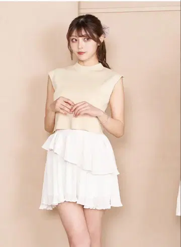 레이어드 볼륨 미니 원피스