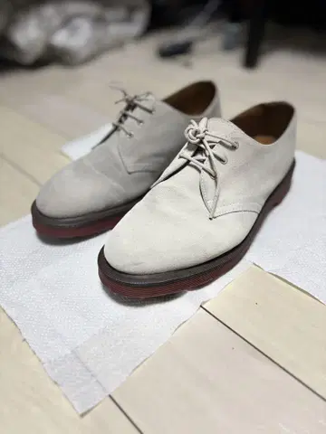 Dr.Martens 로우 컷 부츠