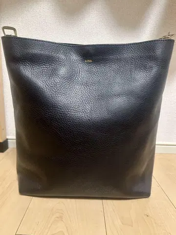 LONA VIS 스톨트
