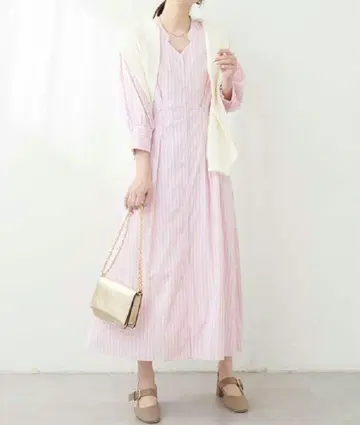 새상품 내추럴 꾸뛰르 턱 셔츠 원피스 핑크