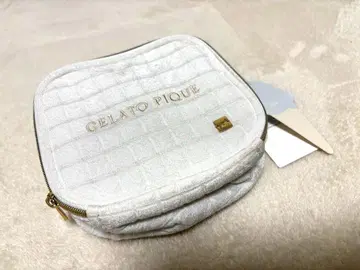 젤라토 피케 화이트 파우치