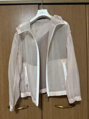 몽클레어 후드 자켓 핑크