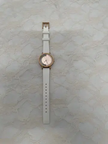 Klasse14 IMPERFECT Arch WHITE 시계