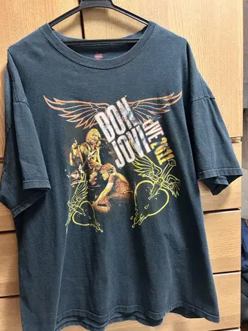 Bon Jovi 2011 투어 티셔츠
