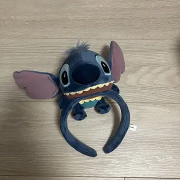 스티치 귀가 달린 머리띠
