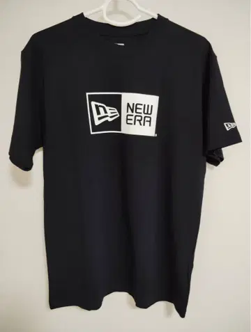 새상품 NEWERA (뉴에라) 반팔 코튼 티셔츠 박스 로고 블랙