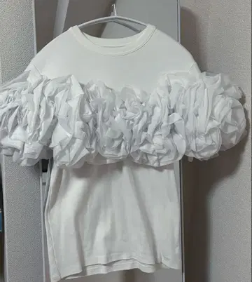 비비. 카멜리아 톱