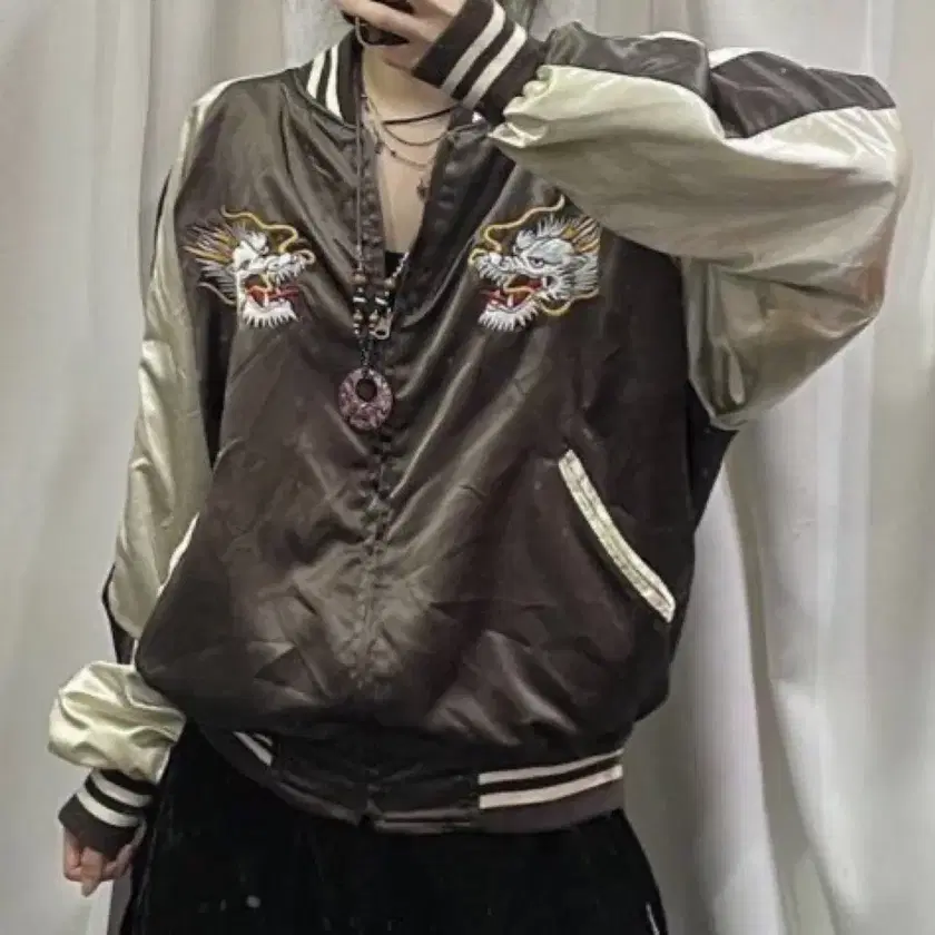 Shop 빈티지스카쟌자켓 on Bunjang Global Site - No more