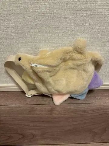 공룡 바디백