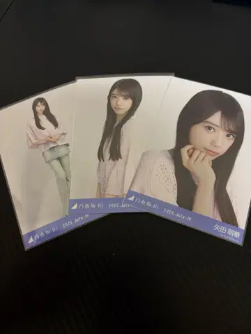 노기자카46 브로마이드 메쉬 니트 야다 모에카 컴프