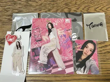 TWICE THIS IS FOR 채영 아크릴 스탠드 참 트레이딩 카드