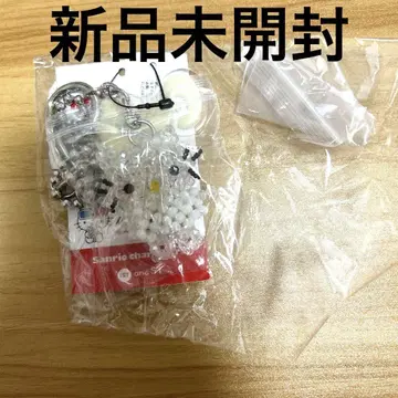 미사용 새상품 로리즈팜 me% 헬로키티 콜라보 참
