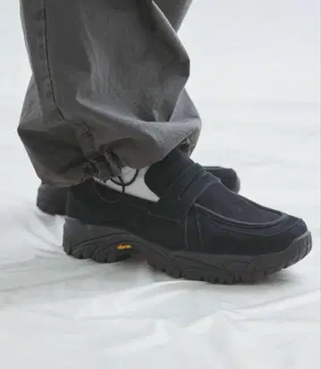 VIBRAM 밑창 리얼 가죽 스웨이드 로퍼 스니커즈