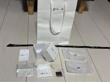 에네스베 H925 하트 스터드 귀걸이 Carving of love