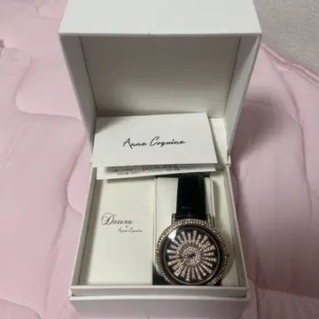 Daiwa 스톤 장식 아날로그 시계