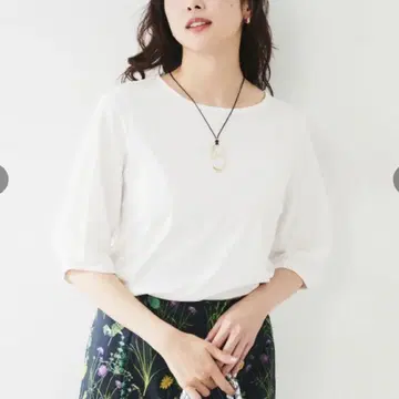 새상품 언타이틀 소매 턱 컷 티셔츠