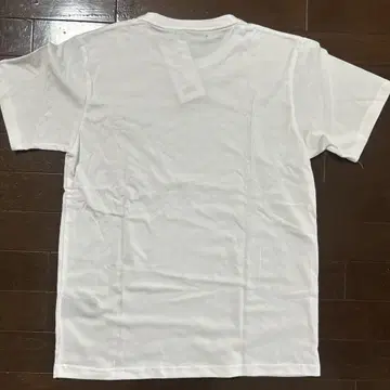 SY32 화이트 티셔츠 새상품