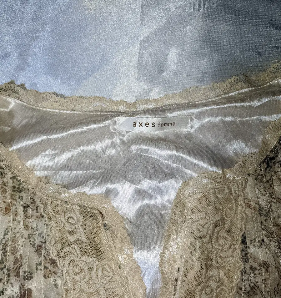 Product Details - 5