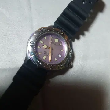 1994년 1월 제조 제품 SEIKO 스쿠버 핑크 쉘 다이얼