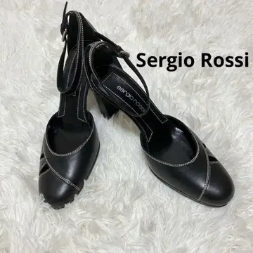 거의 미사용 Sergio Rossi 가죽 블랙 스트랩 샌들
