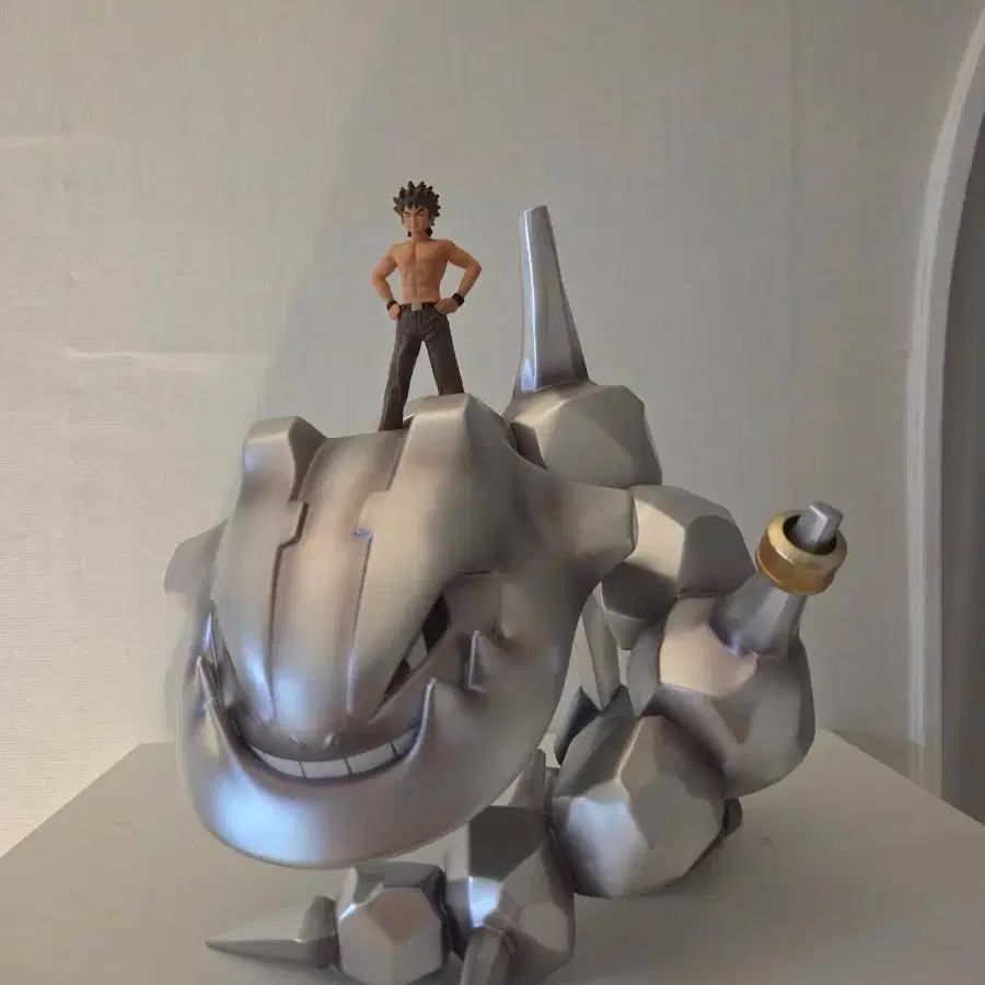 POKÉMON 포켓몬스터 THA Studio Steelix Pokemon Scale World Resin