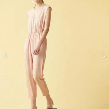 Ballsey 투모로우랜드 하이 카운트 새틴 V 넥 올인원 [S]