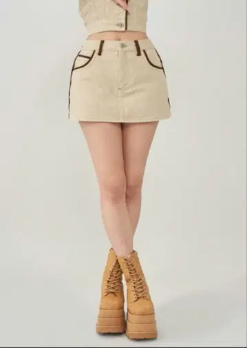 다리치 스웨이드 파이핑 데님 미니 스커트