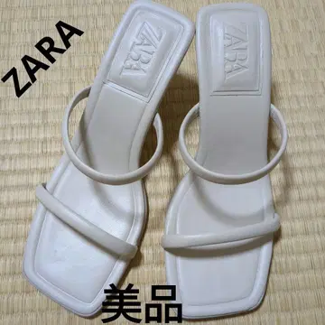 자라 베이지 스퀘어토 샌들